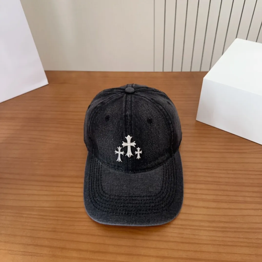 💰60 Chrome Hearts 💓Early spring Korean style fashion retro distressed hole hat wear design versatile baseball cap peaked cap